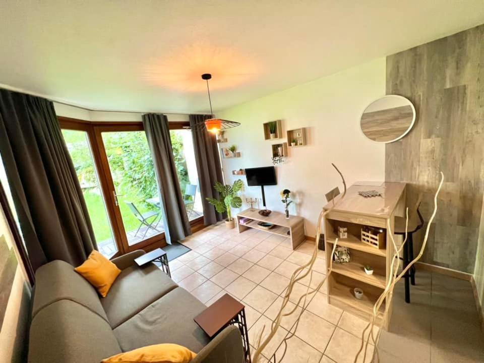 Joli Studio Cosy, Vue Magnifique Et Terrasse Privee Жерарме Экстерьер фото
