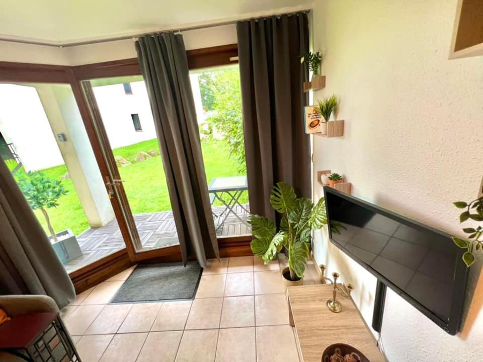 Joli Studio Cosy, Vue Magnifique Et Terrasse Privee Жерарме Экстерьер фото